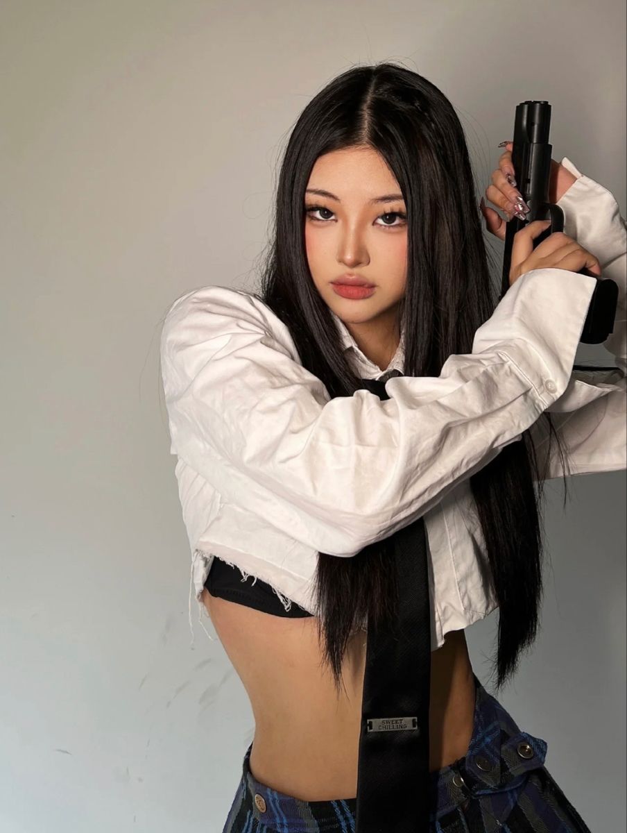 A cozy shot with Sassy girls — straight from Palembang