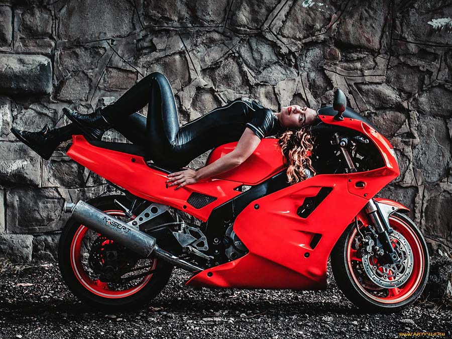 Beautiful girl Beautiful girls and motorcycles in Palembang