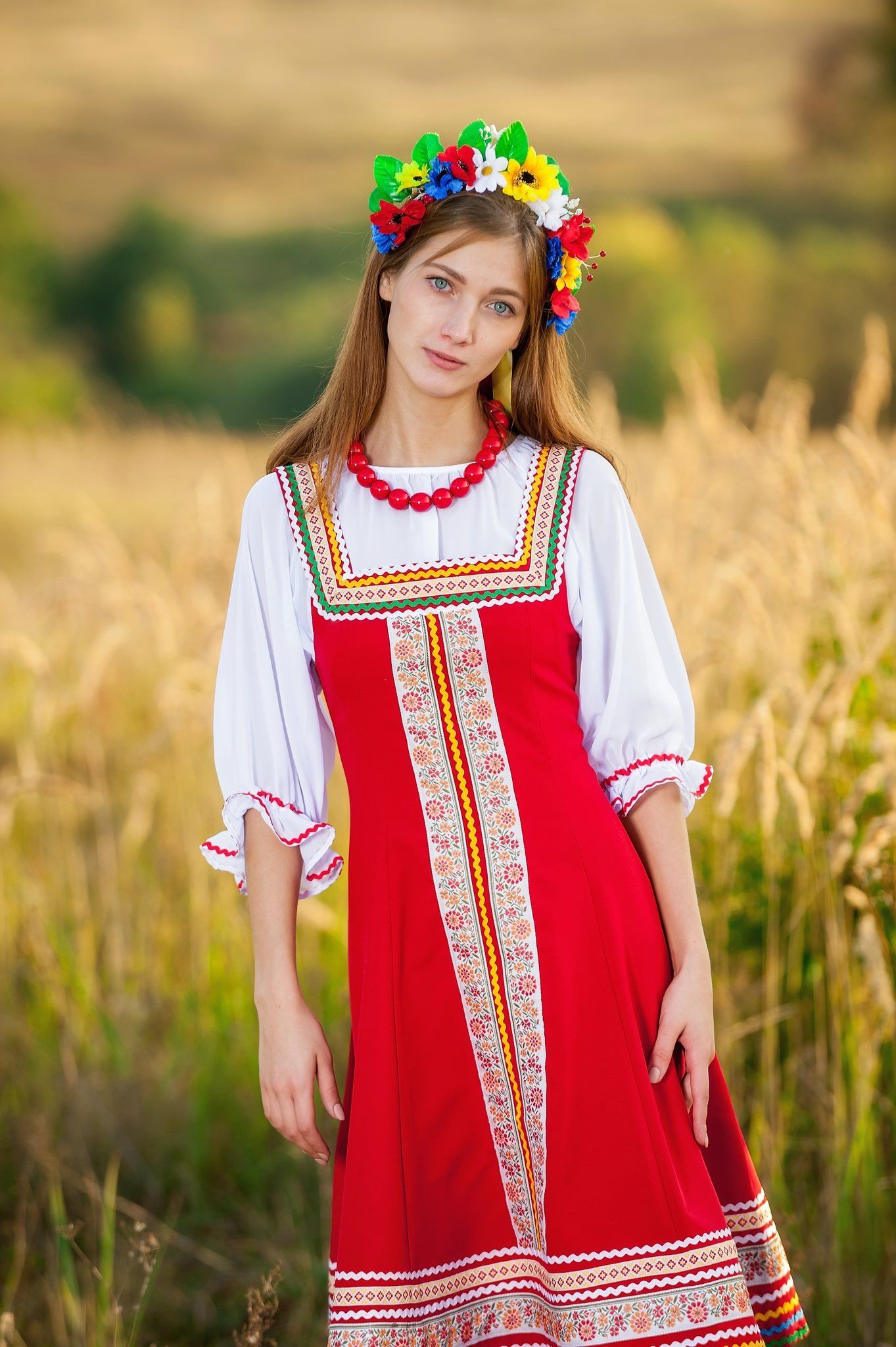 Women in Slavic costumes in Palembang — step in, relax, and chat live